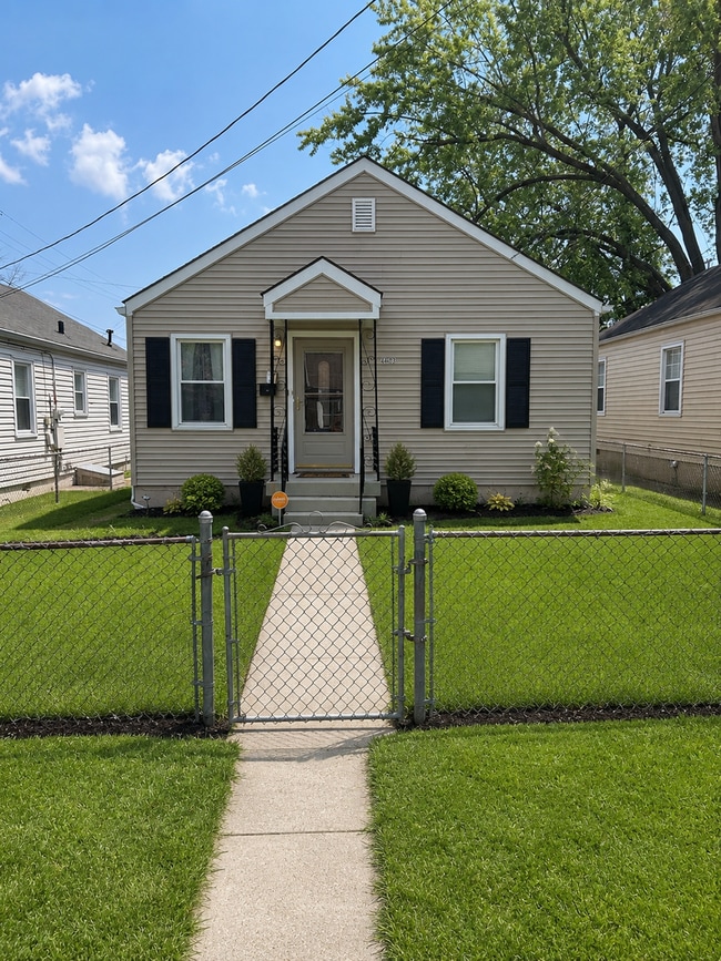 Building Photo - 4403 Gatewood Ave