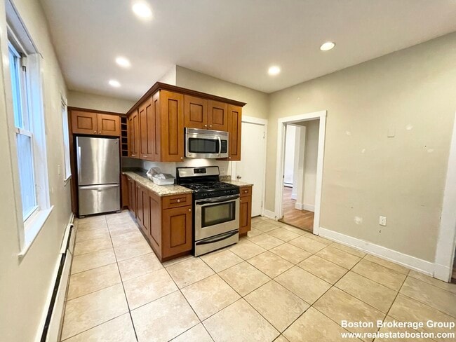 Photo - 69 Calumet St Unit 2