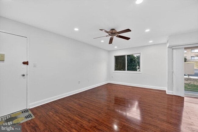 Photo - 12753 Dara Dr Unidad 101