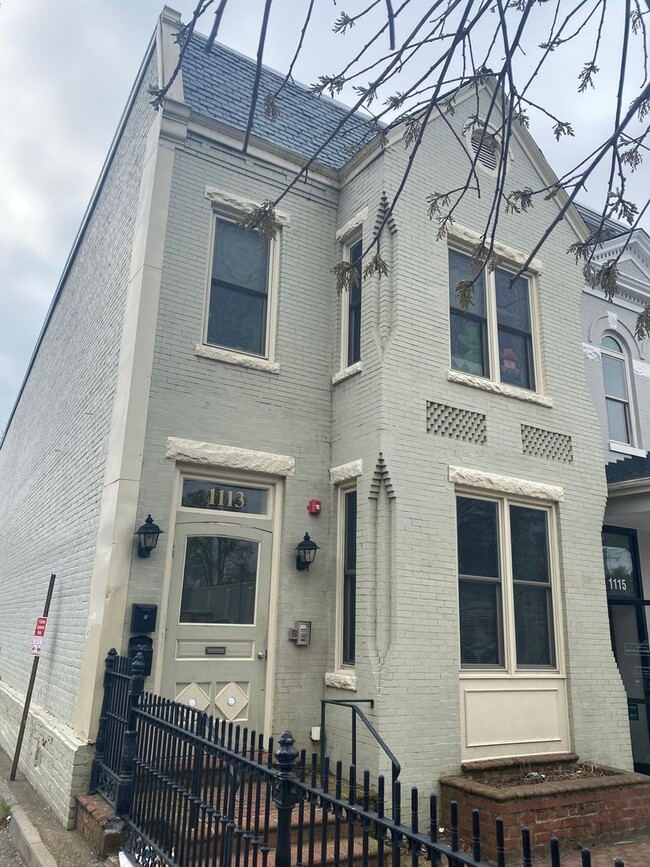 Photo - 1113 W Main St Unit Apt #A