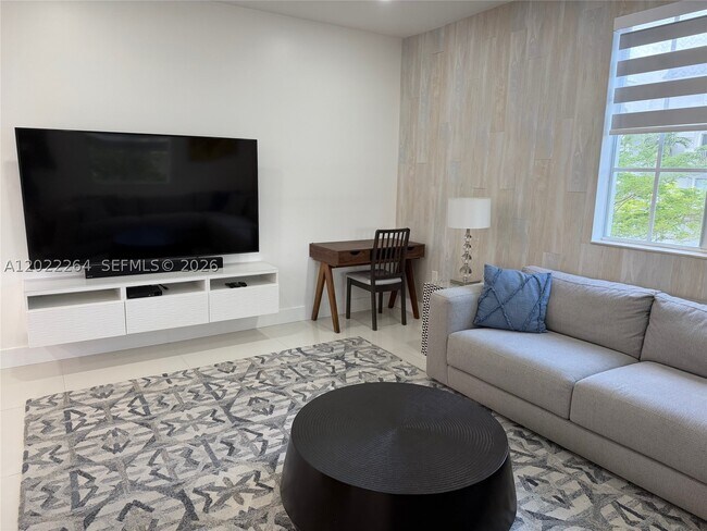 Photo - 115 Mendoza Ave Unit 201