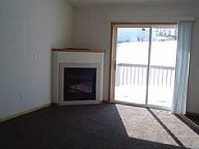 Photo - Charming 2BR/2BA Townhome in Prime Location