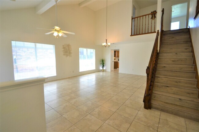 Photo - 12410 Meadow Briar Dr