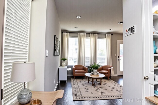 Photo - 206 Fulton Station Dr