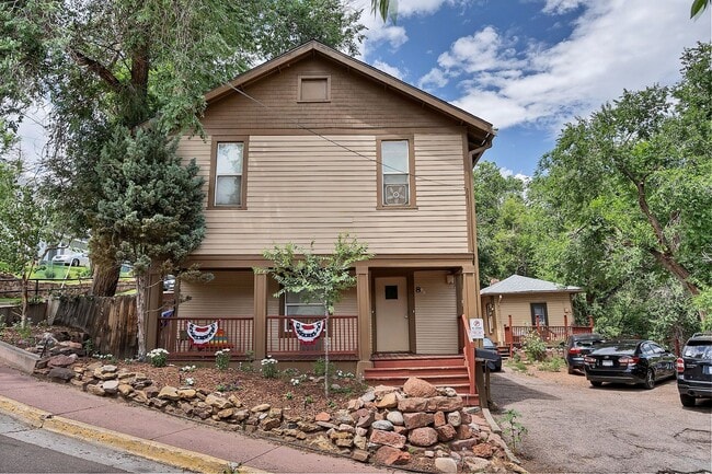 Building Photo - 6 Navajo Ave