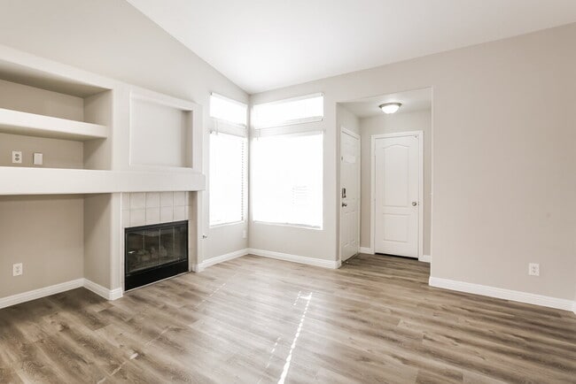 Photo - 1916 Fossil Butte Way