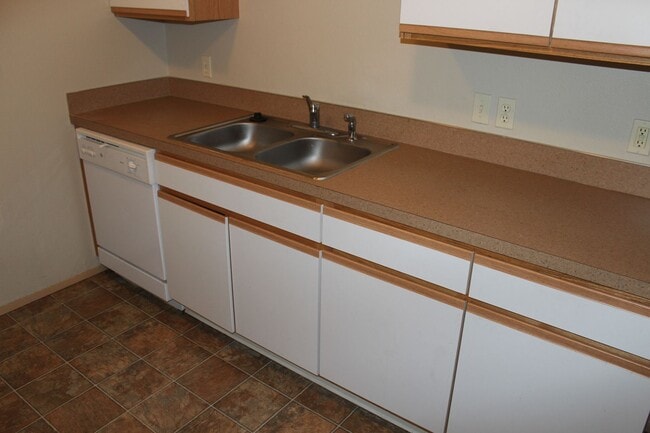 Photo - 1 Bedroom, 1 Bath Condo available, Near Greenbelt and Downtown Boise