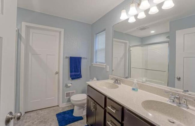 Photo - 1200 Juniper Ln
