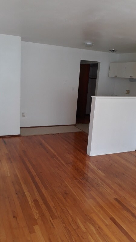 Photo - 4104 Flower Ave Apartamento