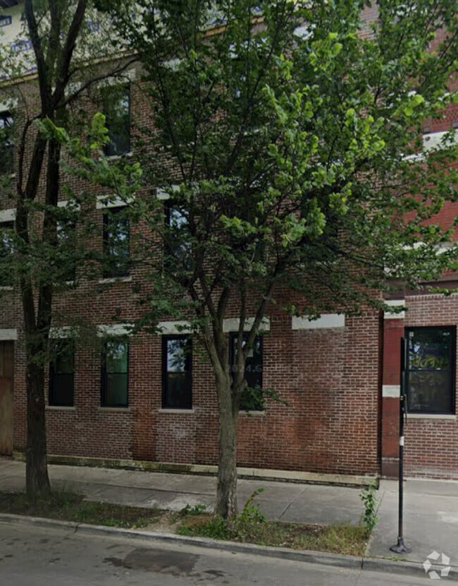 Building Photo - 2158 W 18th St Unit 4 Rental