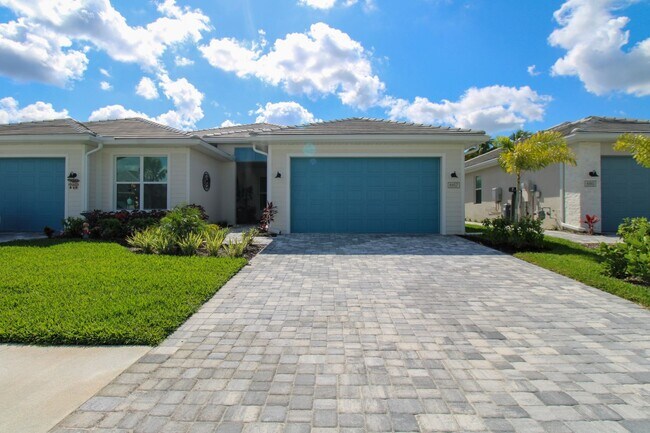 Building Photo - ***LUXURY VILLA IN SEVEN SHORES ***BRAND N...