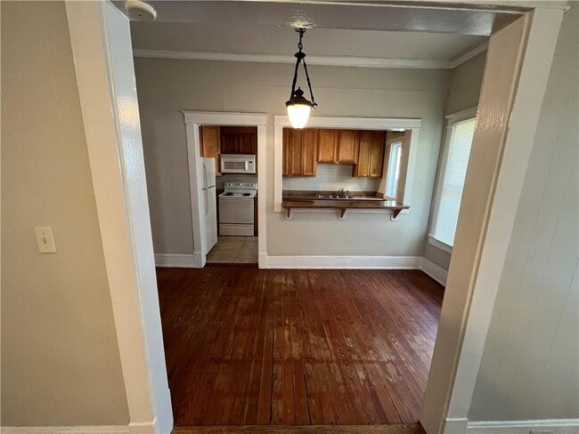 Photo - 109 S Catherine St