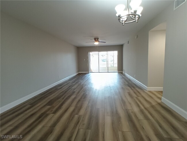 Photo - 928 SE 46th St Condo Unit 1B