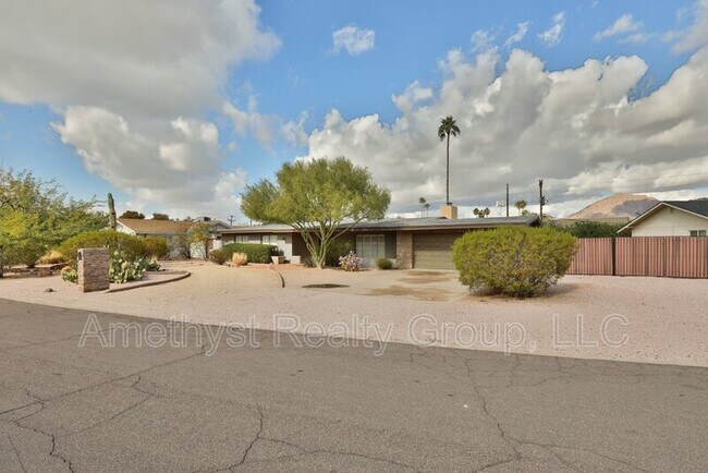 Photo - 5702 E Edgemont Ave