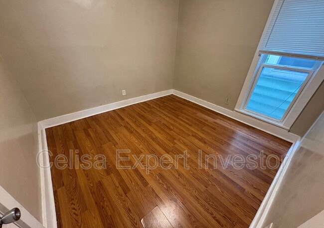 Photo - 2506 Miner St Unit 2