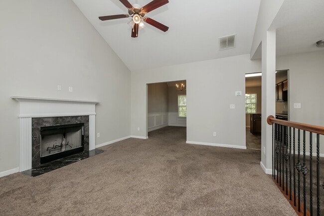 Photo - 1123 Corkscrew Way