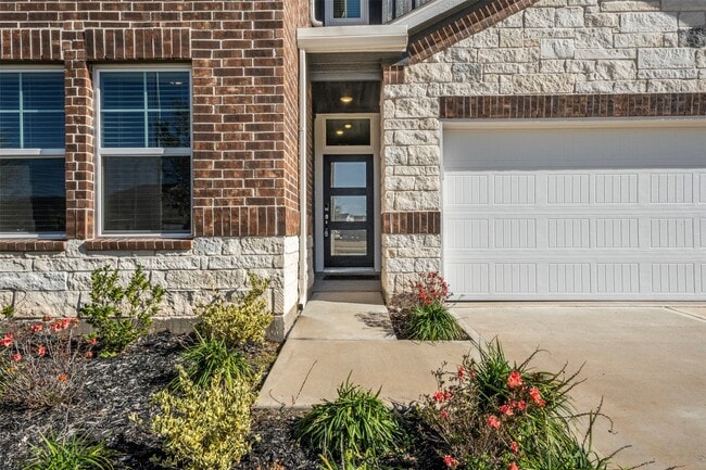 Photo - 38746 Yellowstone Dr