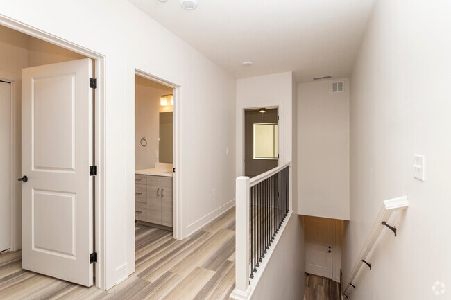 1BR, 1BA - Rise - EVO Apartments