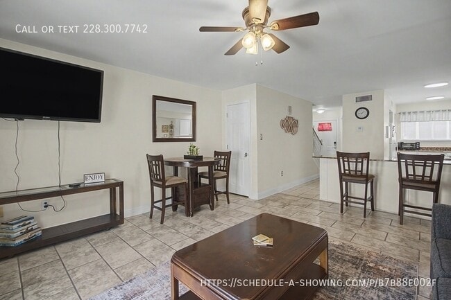Photo - 1664 Beach Blvd