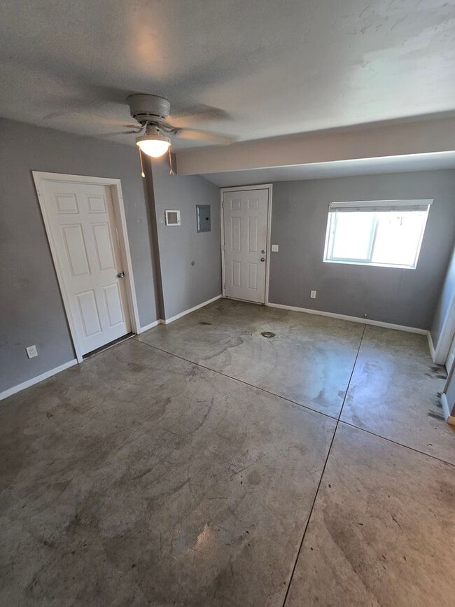 Photo - Normal Heights Recessed Studio w/ Solar + Private Gated Yard Unit 4669 1/2 35th St