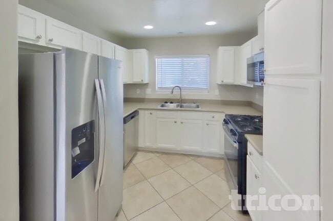 Photo - 5292 Tipper Ave