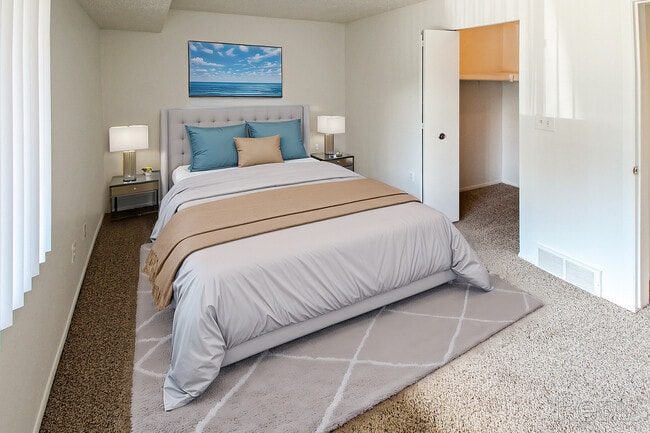Pine Hill Apartments