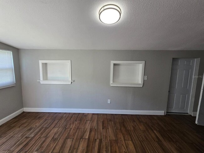 Photo - 1214 Dewey Ave