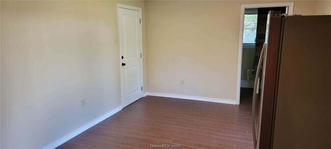 Photo - 1003 Harrington Ave