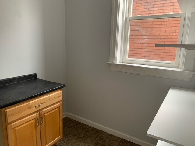 Pantry - 4117 Cleveland Ave Unidad B