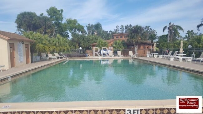 Photo - 6494 Royal Woods Dr