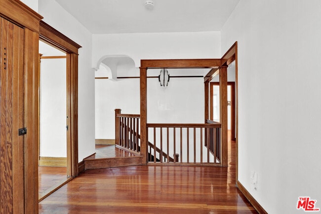 Photo - 1340 W 30th St