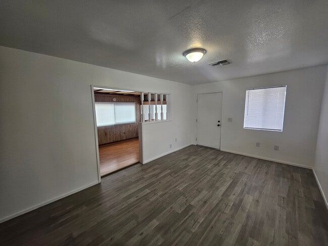 Photo - Newly Remodeled 3 Bedroom in Bullhead City