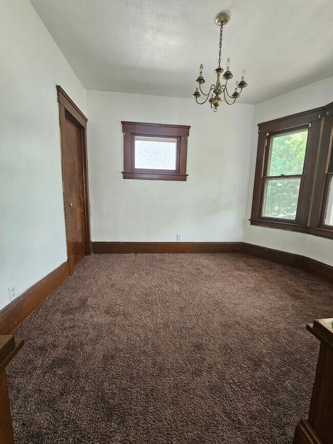3690 E 57th St Unit 3690 E 57th St UP