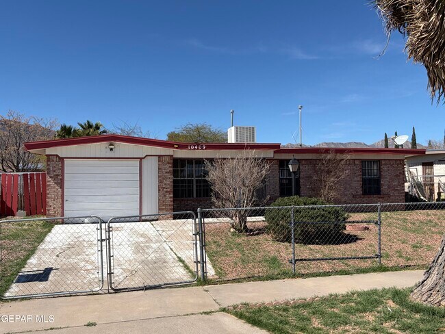 Photo - 10409 Sigma St