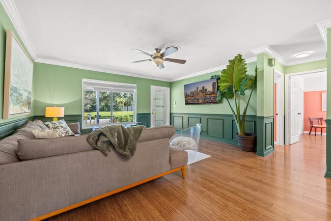 Photo - 3241 NW 18th Ave Unit ID1261601P