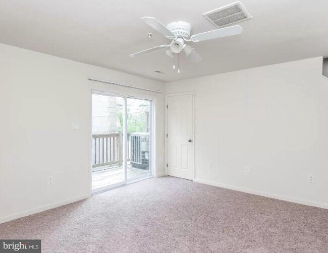 Photo - 5235 Crowson Ave