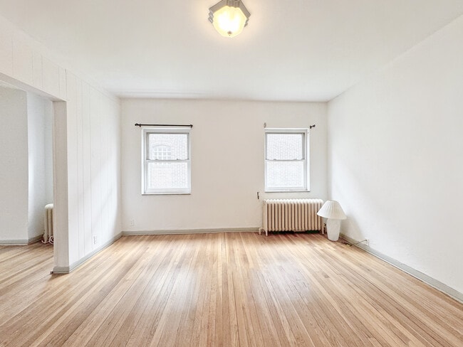 Photo - 5658 Phillips Ave Unidad 1