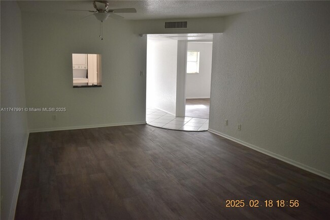 Photo - 7831 N Colony Cir Unidad 201 Rental