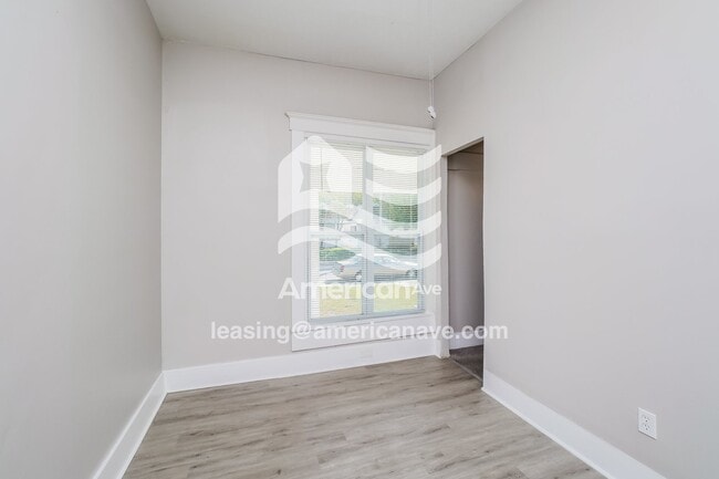 Photo - 2635 Hale Ave