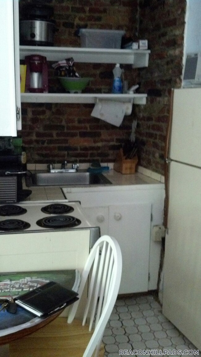 Photo - 40 Anderson St Unit 6