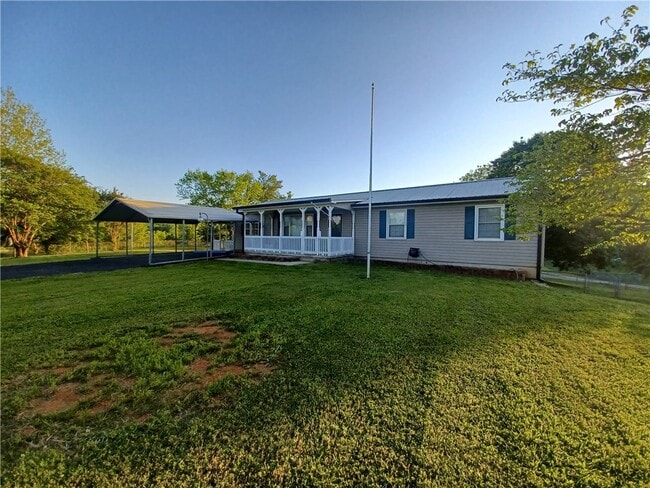 Photo - 1251 SC-59