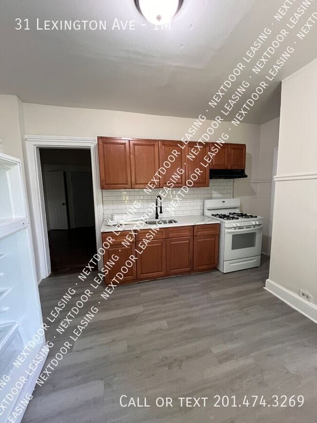Photo - 31 Lexington Ave Unit 1M