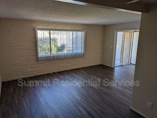 Photo - 4551 E Bellevue St