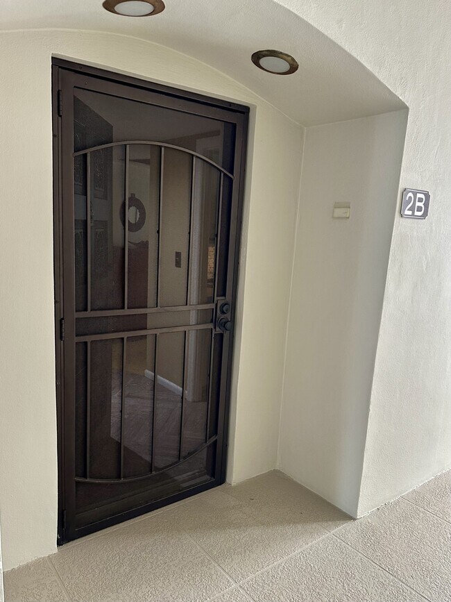 Photo - 11811 Ave of the PGA Unidad Bldg 2 Apt 2B