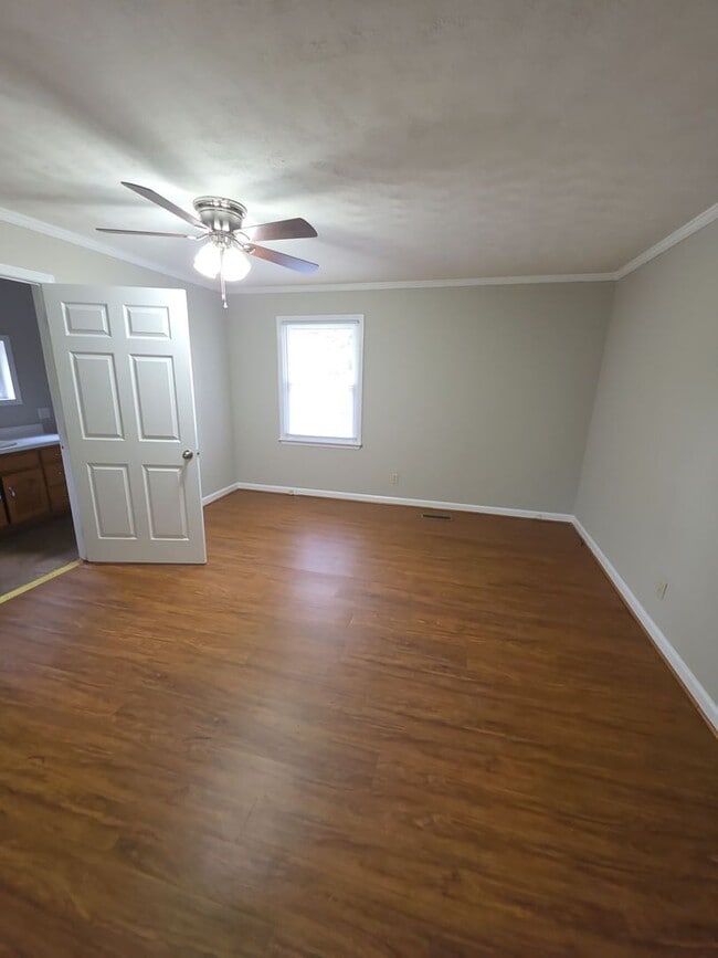 Photo - 3 Bedroom / 2 Bath – Accessible Home in Algood