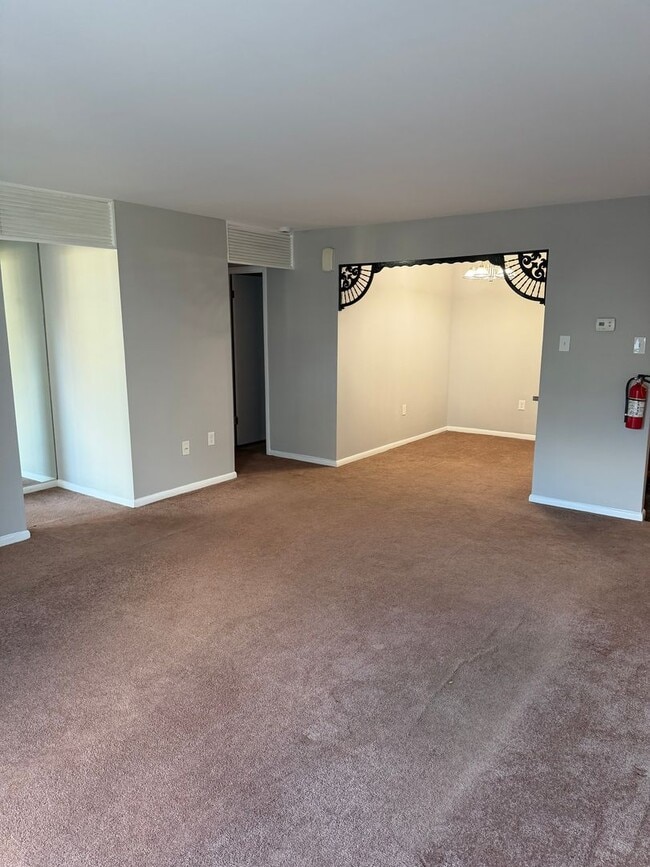 Photo - Move in Ready 2 Bedroom, 1 Bathroom First ...