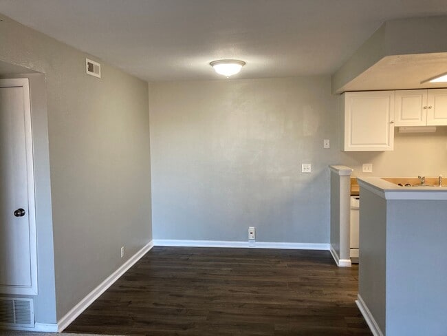 Photo - Beautifully Renovated 2-Bed, 2-Bath Condo ...