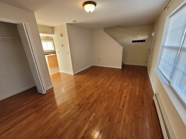 Photo - 10 Lupine Rd