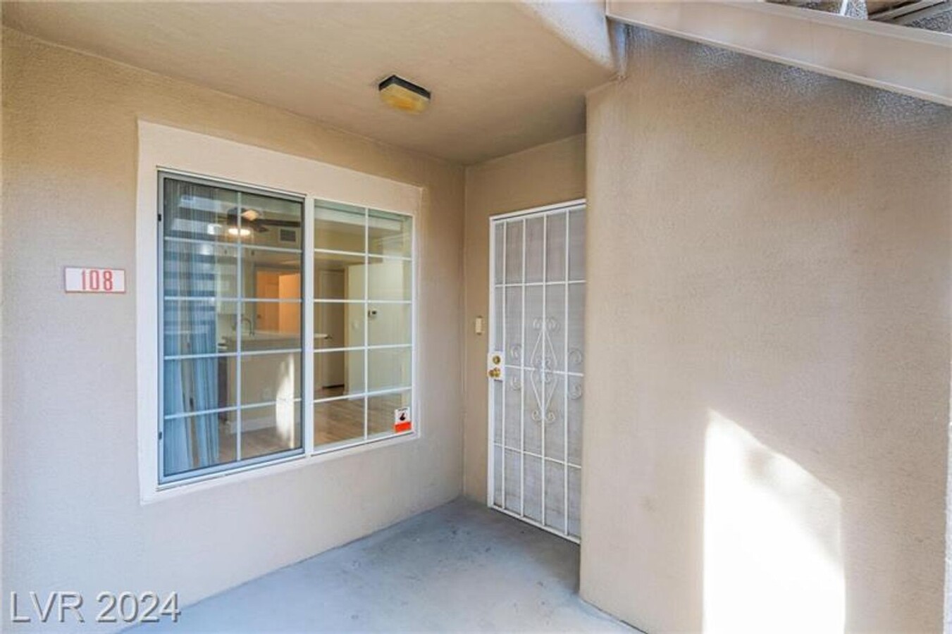 Remodeled Downstairs 2-Bedroom / 2-Bathroo... - Remodeled Downstairs 2-Bedroom / 2-Bathroo... Condo