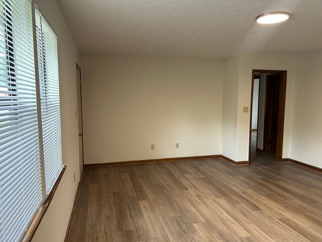 Photo - 109/111 Deer Creek Ct Unit 111 Deer Creek Ct